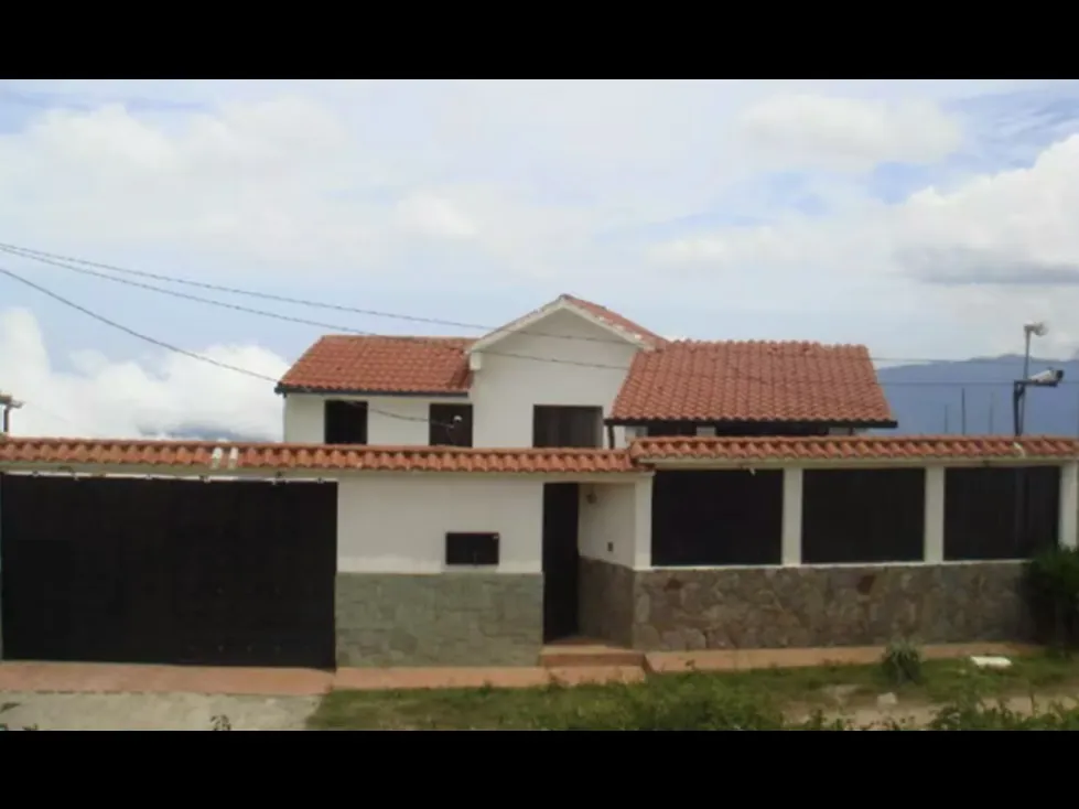 En venta Lujosa Casa en JUNKO COUNTRY CLUB - 26