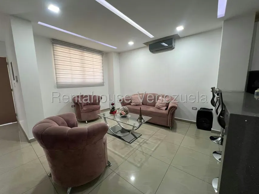 Casa (1 Nivel) en Venta en Villa Paris, Lara - 5