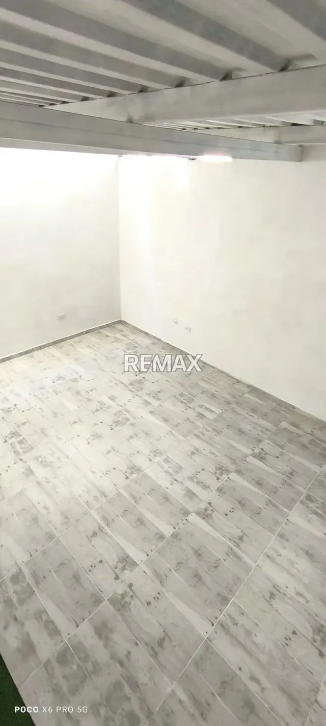 EN VENTA CASA PARA USO COMERCIAL EN BARRIO OBRERO - 18