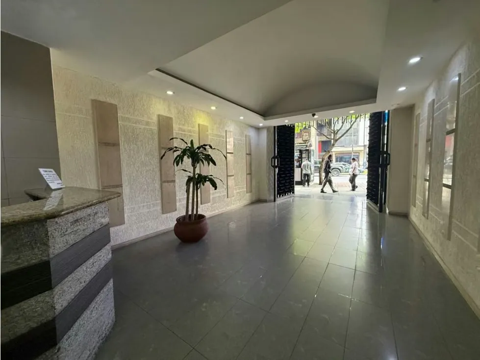 OFICINA EN ALQUILER CHACAO (SERVICIOS INCLUIDOS) - 2