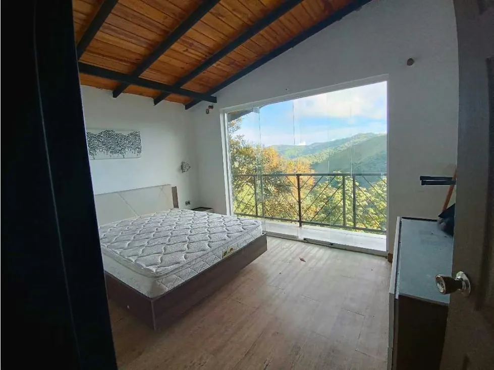 En venta casa en Altos del Halcón, calle San Pablo El Hatillo, MIranda - 21