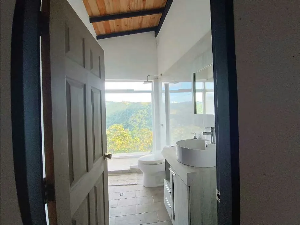 En venta casa en Altos del Halcón, calle San Pablo El Hatillo, MIranda - 23