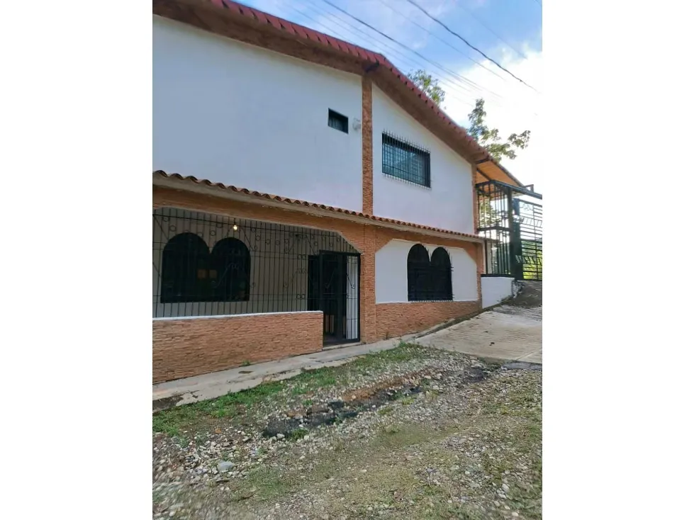 En venta casa en Altos del Halcón, calle San Pablo El Hatillo, MIranda - 30