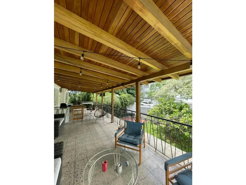 CASA EN VENTA 600 M2 - URB. ALTAMIRA - 11