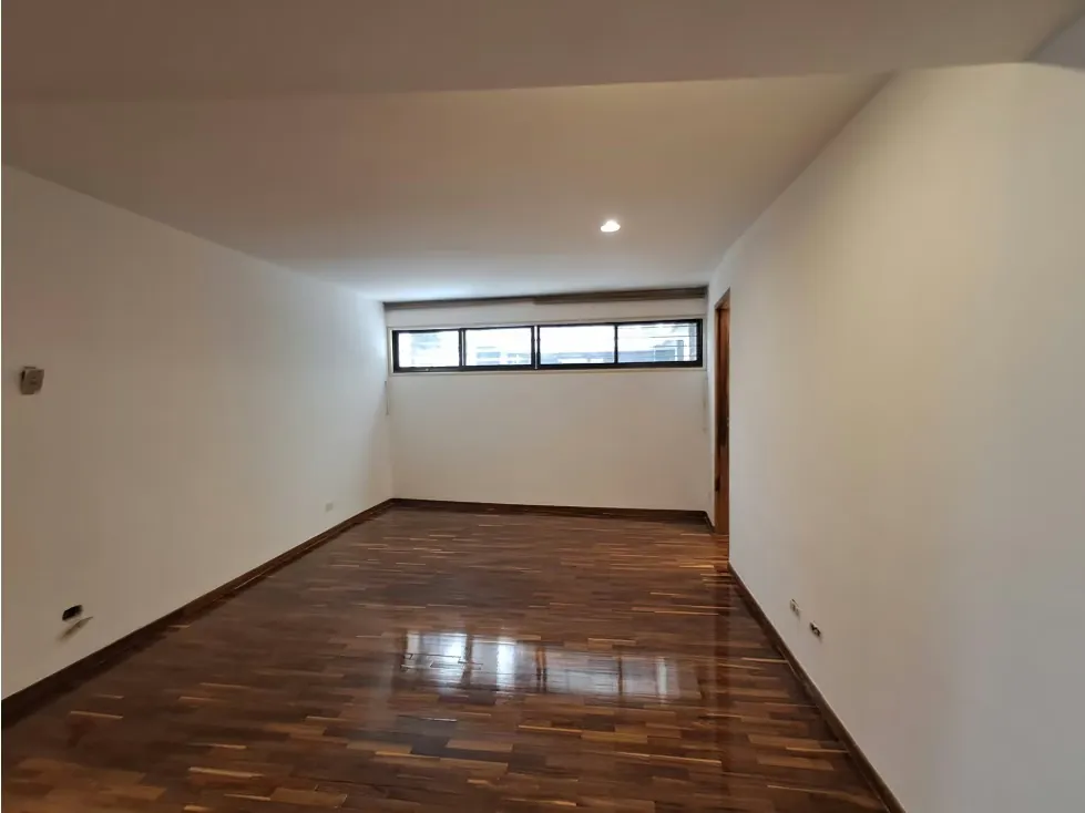 Sebucan/Alquiler/apto c/ terraza/400m2/4 hab con baño/ 2 hab serv/ - 20