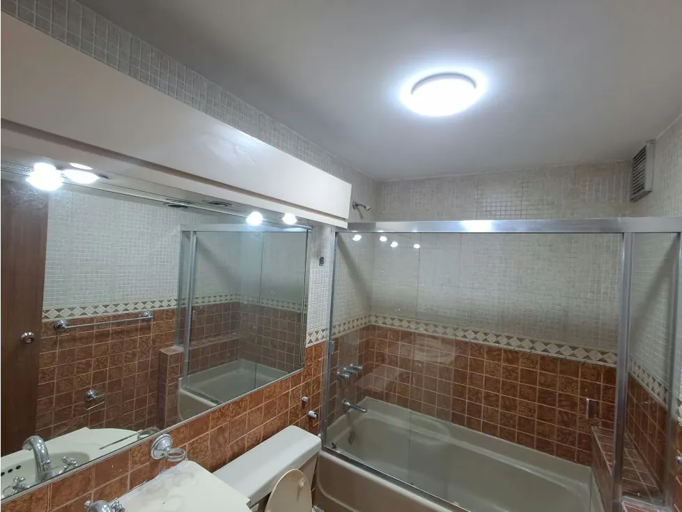 Sebucan/Alquiler/apto c/ terraza/400m2/4 hab con baño/ 2 hab serv/ - 28