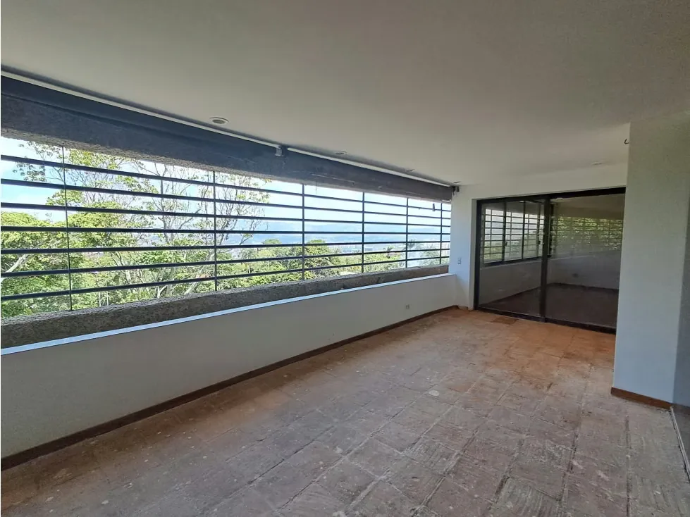 Sebucan/Alquiler/apto c/ terraza/400m2/4 hab con baño/ 2 hab serv/ - 8