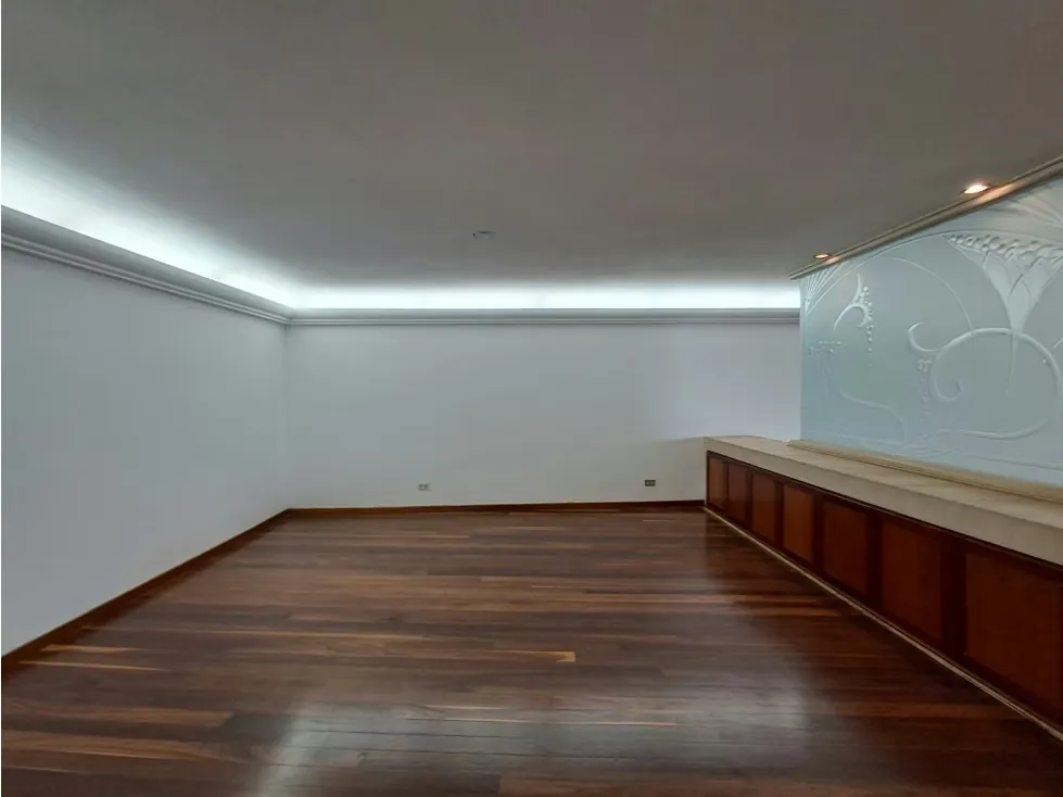 Sebucan/Alquiler/apto c/ terraza/400m2/4 hab con baño/ 2 hab serv/ - 10