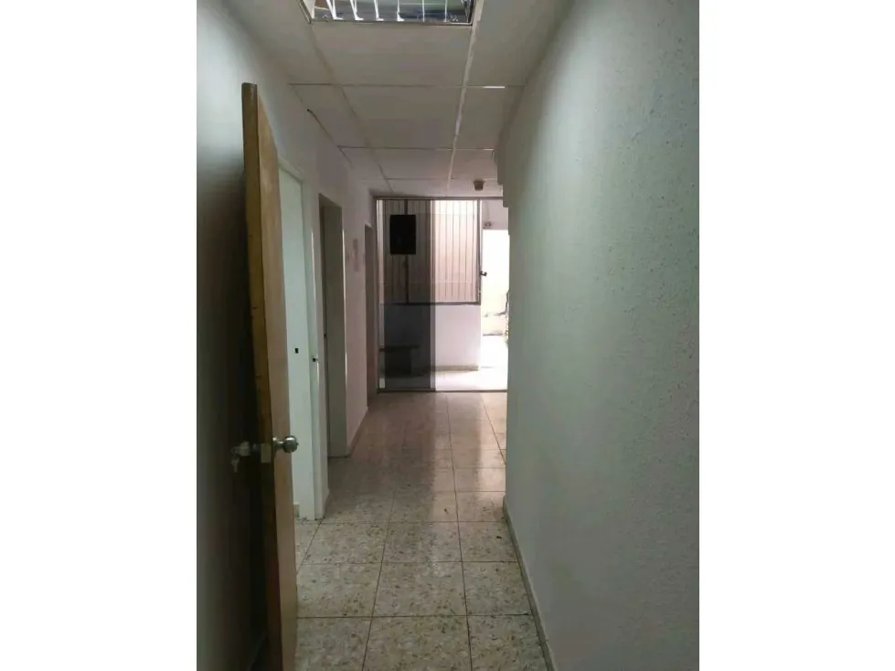 Vendo/alquilo edificio comercial 255m2 Chacao 9297 - 9