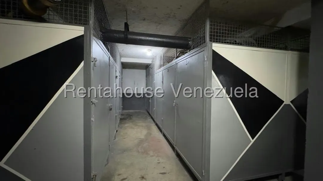 Apartamento (Penthouse) en Venta en El Marques, Distrito Metropolitano - 15