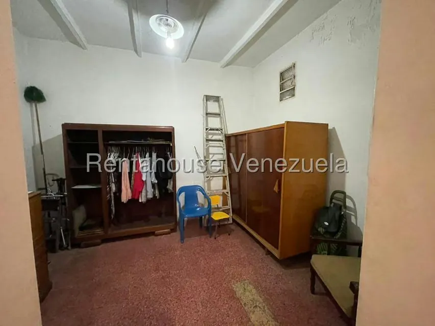Casa (Multipes Niveles) en Venta en Cementerio, Distrito Metropolitano - 13