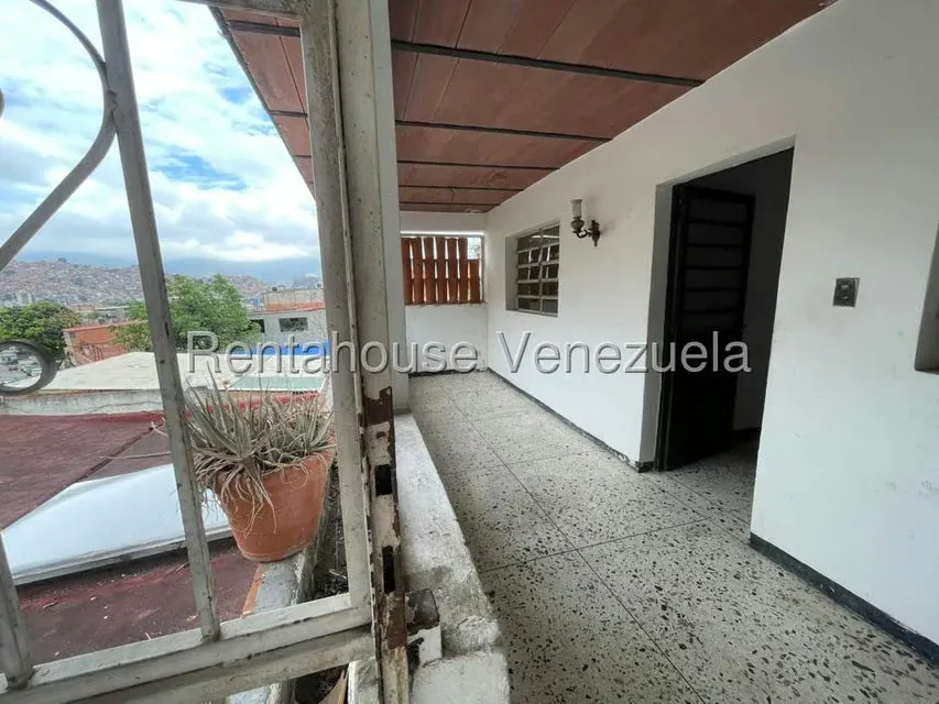 Casa (Multipes Niveles) en Venta en Cementerio, Distrito Metropolitano - 25