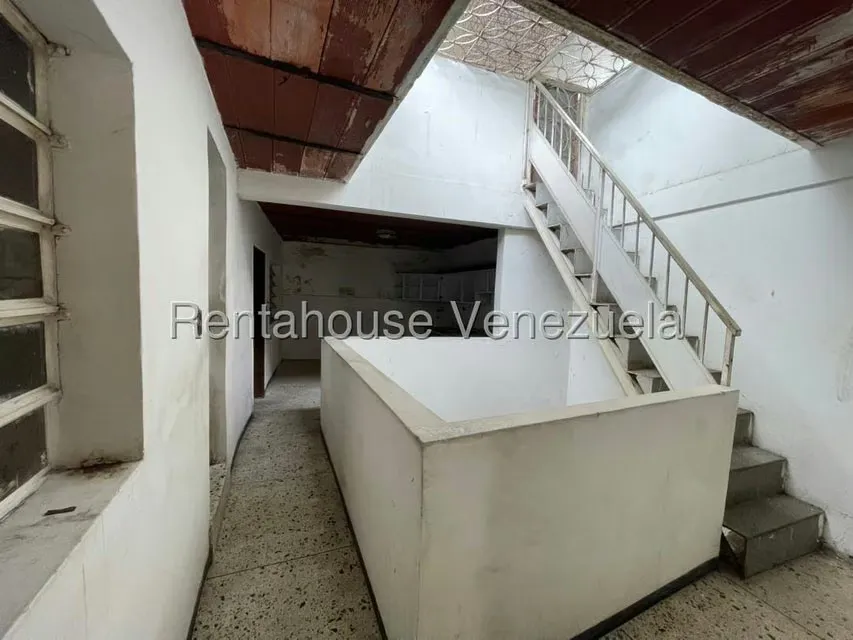Casa (Multipes Niveles) en Venta en Cementerio, Distrito Metropolitano - 31