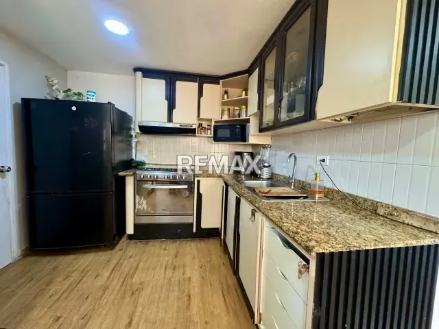 Apartamento en Venta Residencias Las Naciones Sector Delicias Norte - 4