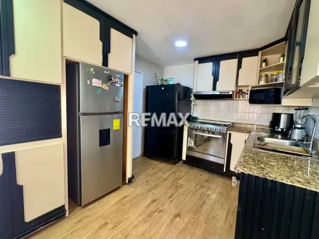 Apartamento en Venta Residencias Las Naciones Sector Delicias Norte - 5