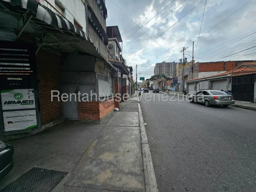 Negocios y Empresas (Automotores) en Venta en Catia, Distrito Metropolitano - 17