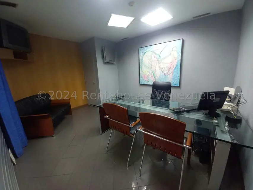 Local Comercial en Venta en Prados del Este, Distrito Metropolitano - 24