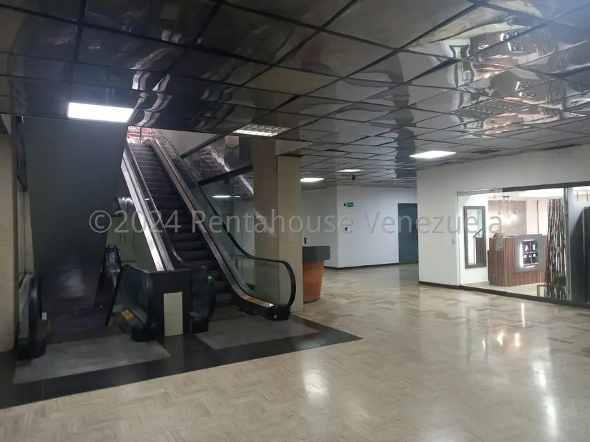 Local Comercial en Venta en Prados del Este, Distrito Metropolitano - 26