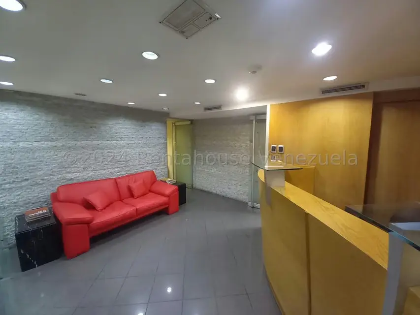 Local Comercial en Venta en Prados del Este, Distrito Metropolitano - 4