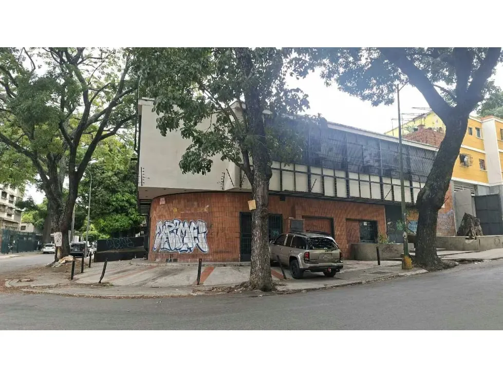 Alquiler local u oficina PRIMER PISO en Urb Las Acacias