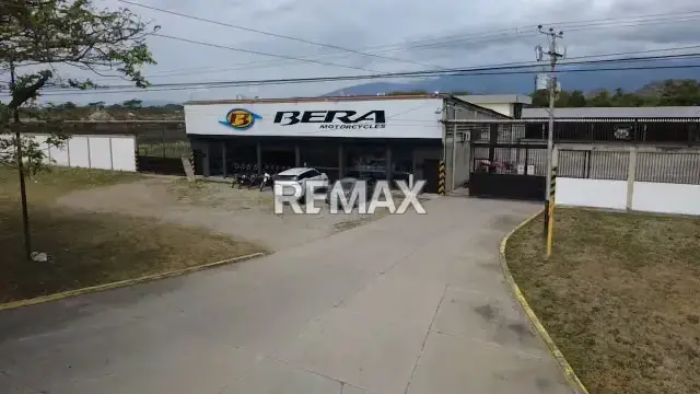 Galpon Industrial en venta a orilla de Autopista Cimarron Andresote Chivacoa Yaracuy