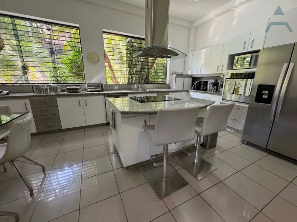 Bella casa en venta Conjunto cerrado Monte Elena - 16