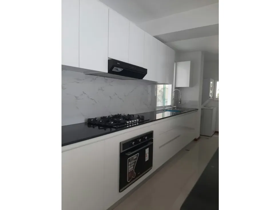 Se Vende estrenar Apto-133m²-2H+2B+4P+1M+Pozo+Pisc.+Vig-La Lagunita-RG - 22