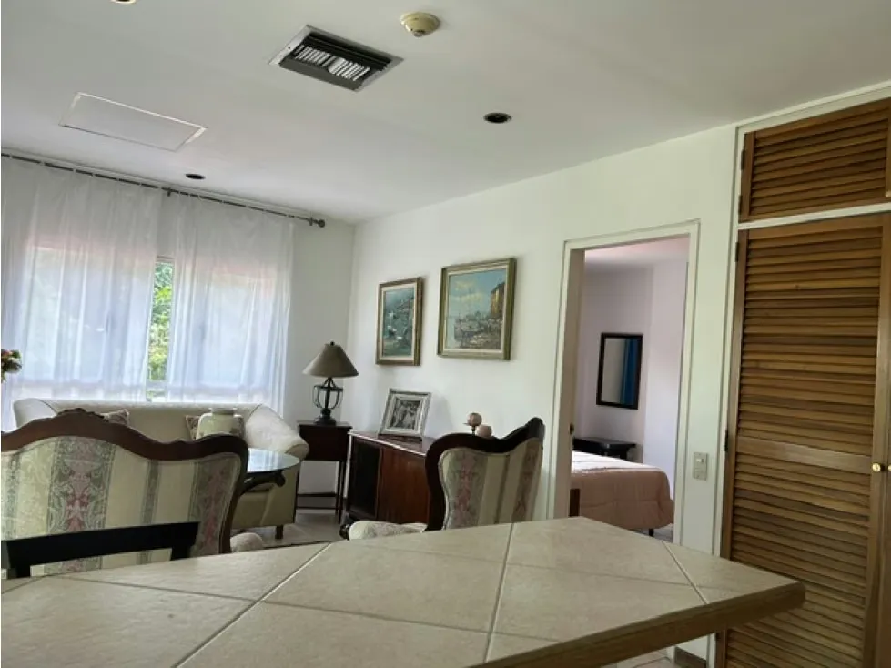 En Venta Edificio, Altamira, 950 mts - 22