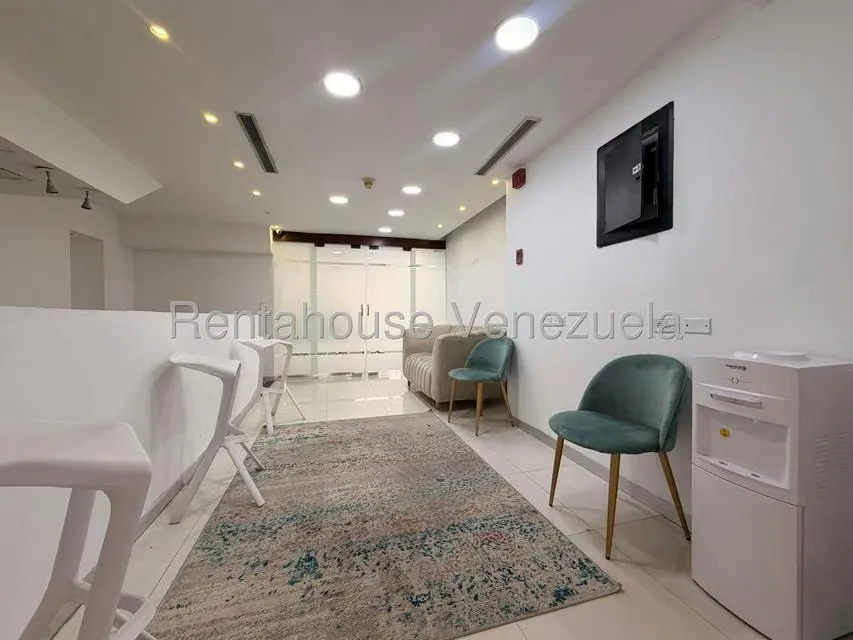 Local Comercial en Venta en Las Mercedes, Distrito Metropolitano - 28