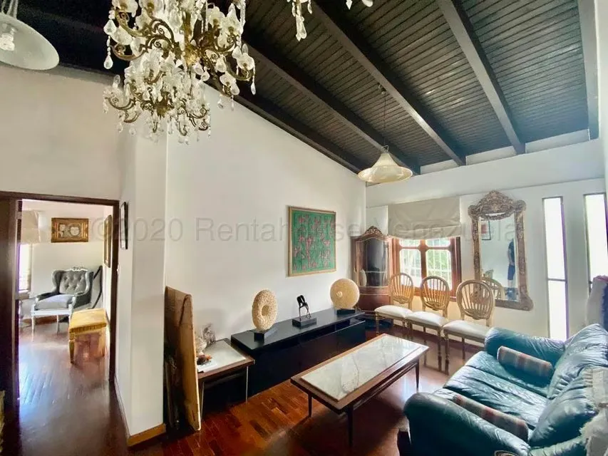 Casa (Duplex) en Venta en Prados del Este, Distrito Metropolitano - 21