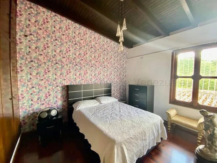 Casa (Duplex) en Venta en Prados del Este, Distrito Metropolitano - 22