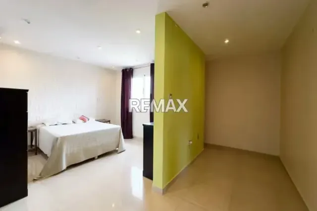 EN VENTA IMPONENTE CASA DE DOS NIVELES, MODERNA CON PISCINA, URB. COSTA AZUL, ISLA DE MARGARITA. - 14