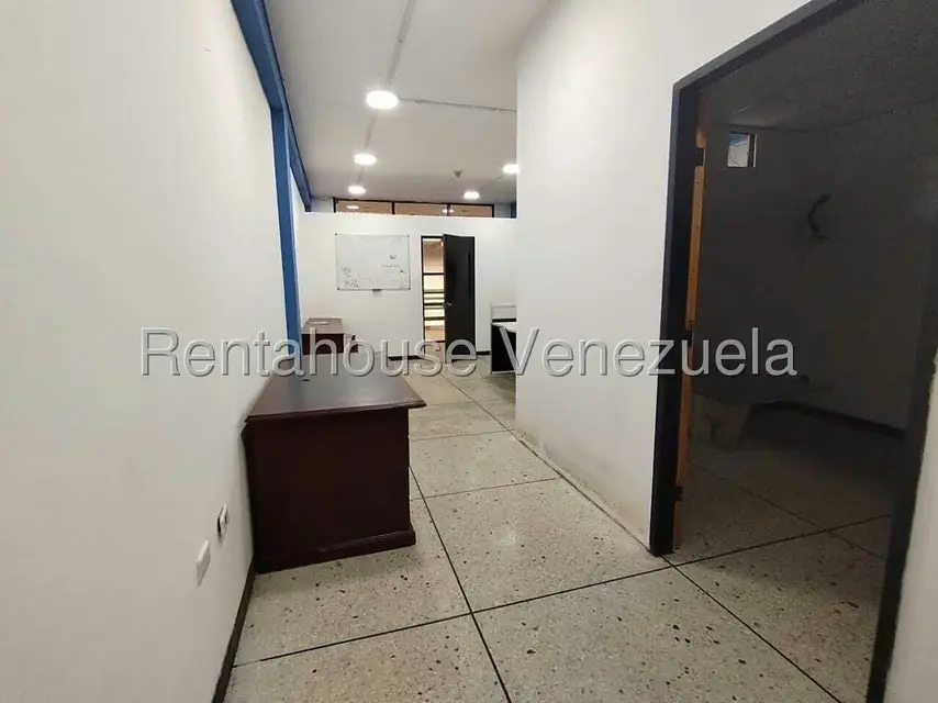 Comercial (Oficina) en Venta en Sector Centro, Carabobo - 16