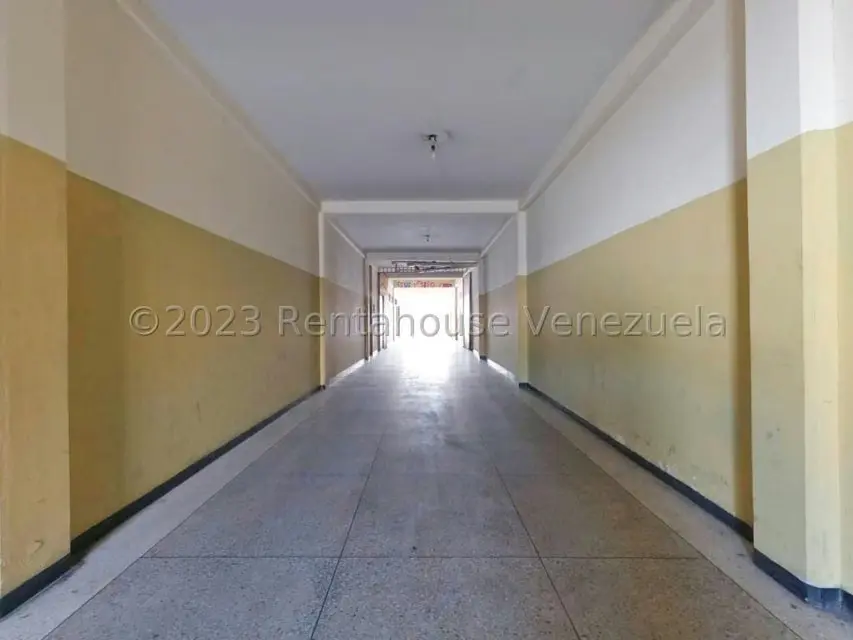Edificio en Venta en Centro, Lara - 6
