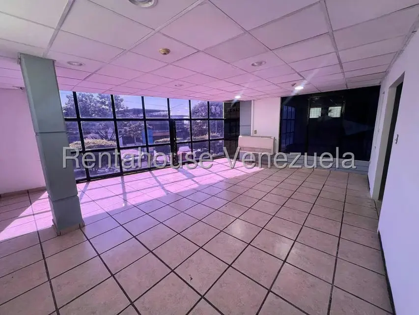 Local Comercial en Alquiler en Avenida Mariño, Aragua - 3