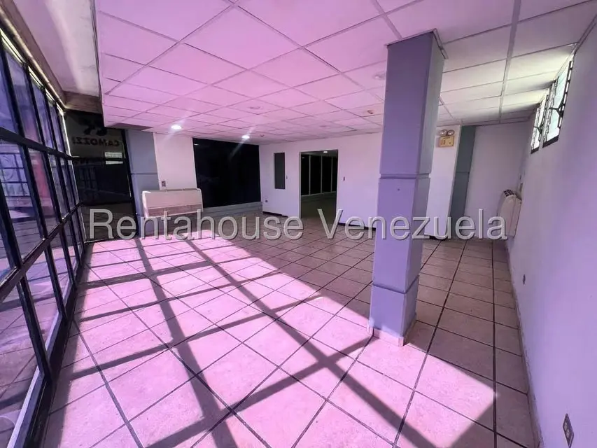 Local Comercial en Alquiler en Avenida Mariño, Aragua - 4