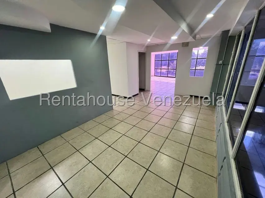 Local Comercial en Alquiler en Avenida Mariño, Aragua - 6
