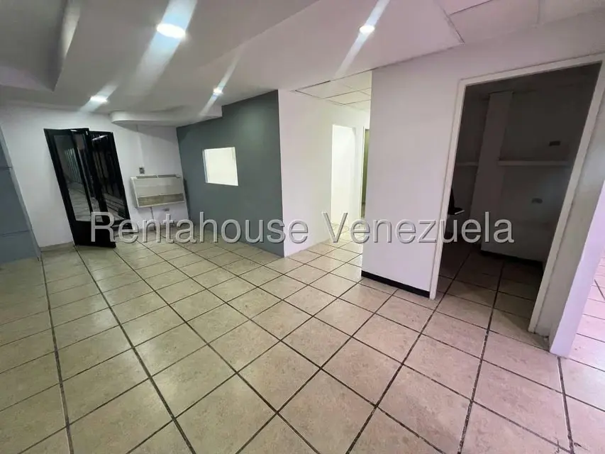 Local Comercial en Alquiler en Avenida Mariño, Aragua - 7