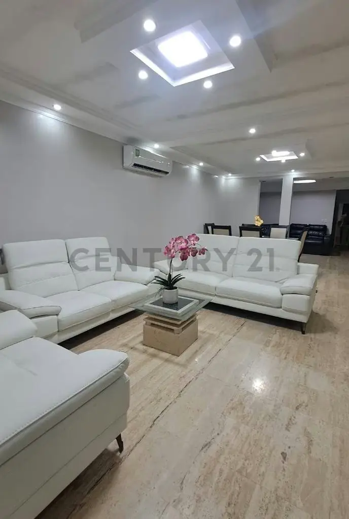 Se vende Town House actualizado