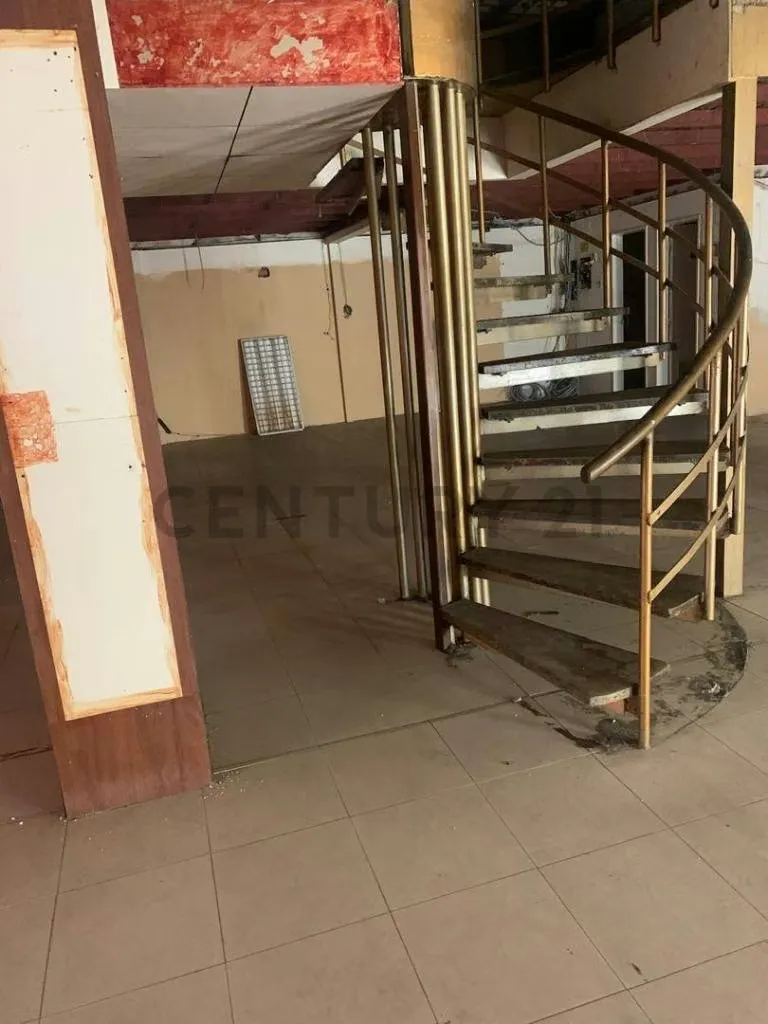 Local Comercial en Alquiler - 2