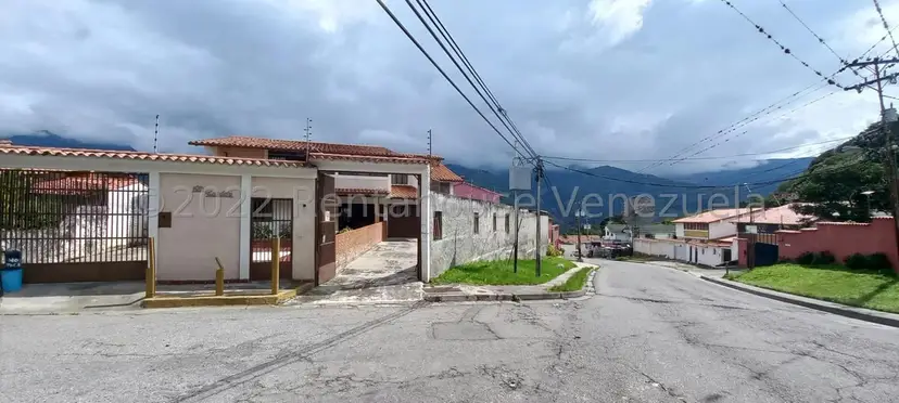 Casa (Multipes Niveles) en Venta en La Pedregosa Media, Merida
