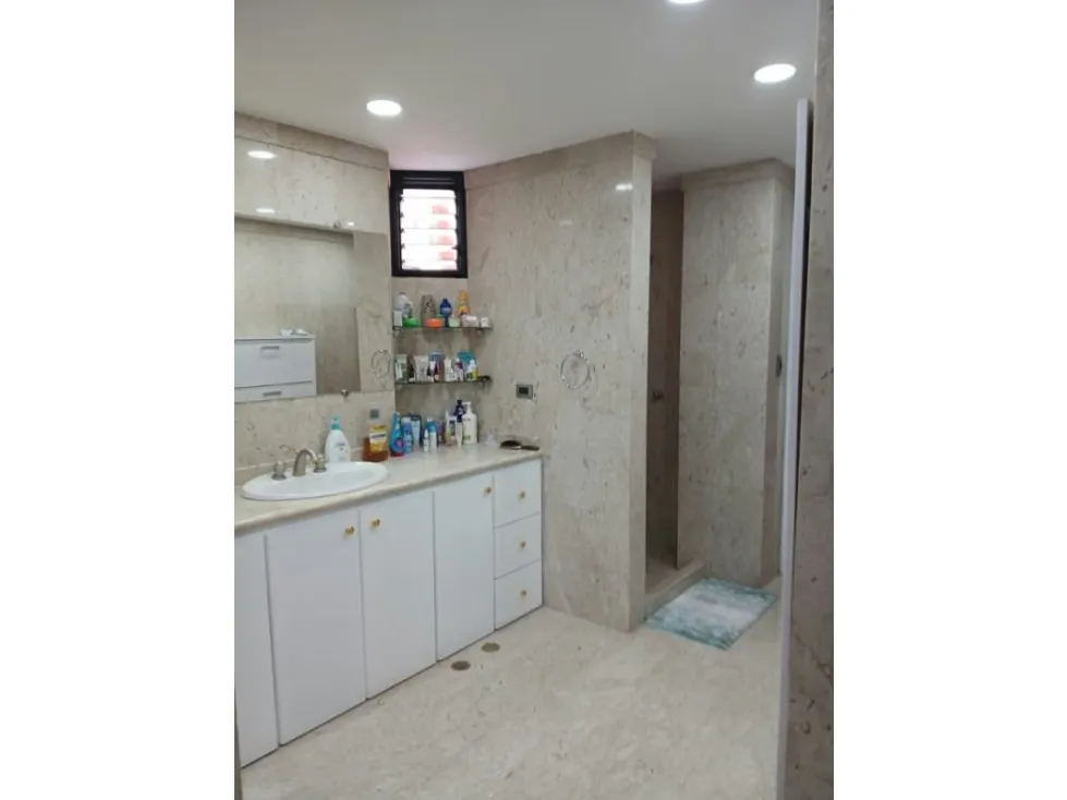 Vendo APTO 280m2, 4H/5B/4E,MALETERO URB Campo Alegre 7746 - 18