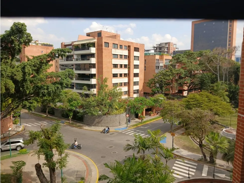 Vendo APTO 280m2, 4H/5B/4E,MALETERO URB Campo Alegre 7746 - 5