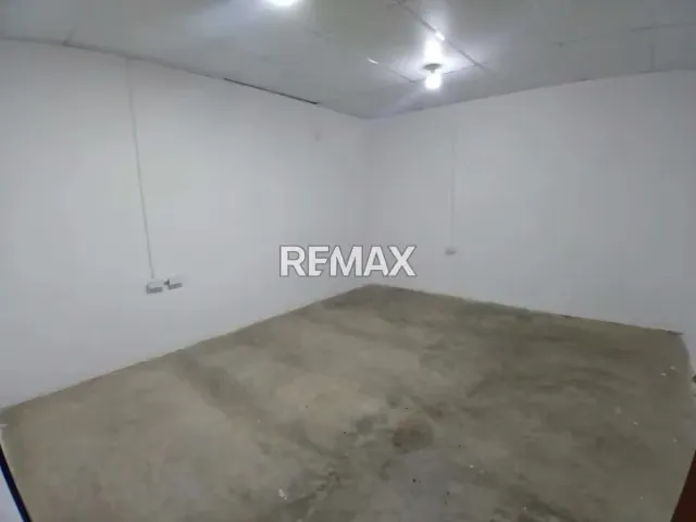 Se Alquilan Local Comercial en excelente ubicación Coro Edo Falcón - 14