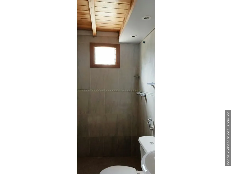 Chalet en venta en el km 37 carretera Junquito Colonia Tovar - 6