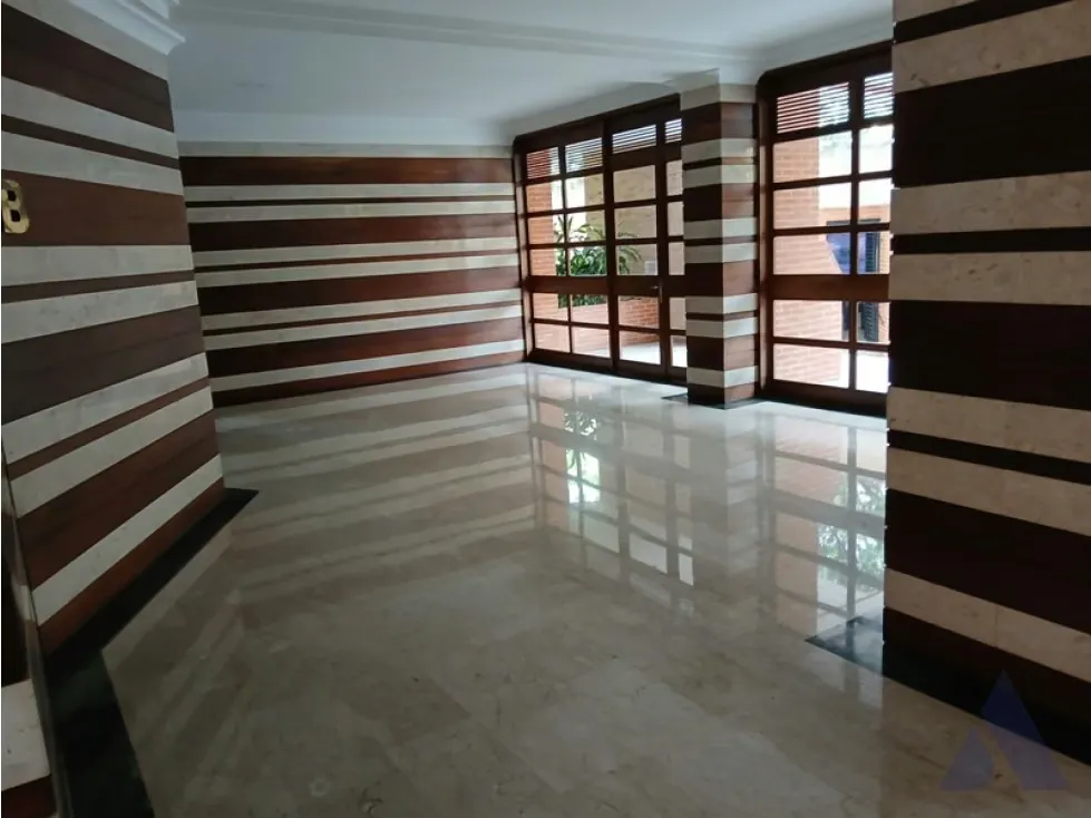 Vendo apartamento 285m2, 4H/5B/4E, MALETERO, URB Campo Alegre7758 - 3