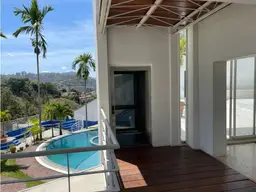 View 10