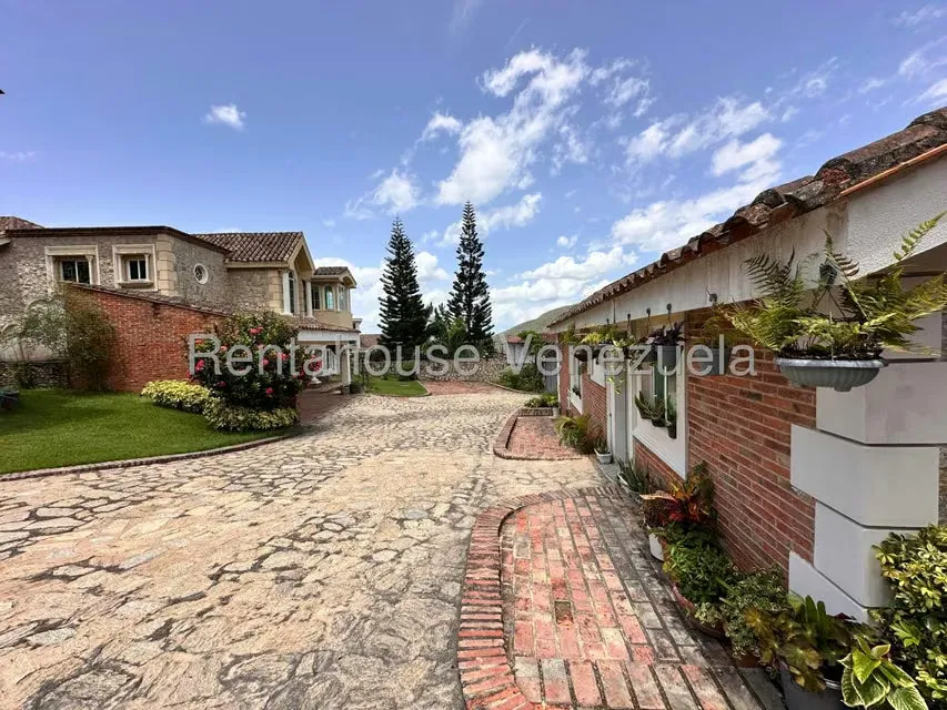Casa (Duplex) en Venta en Lomas de Palmarito, Aragua - 2