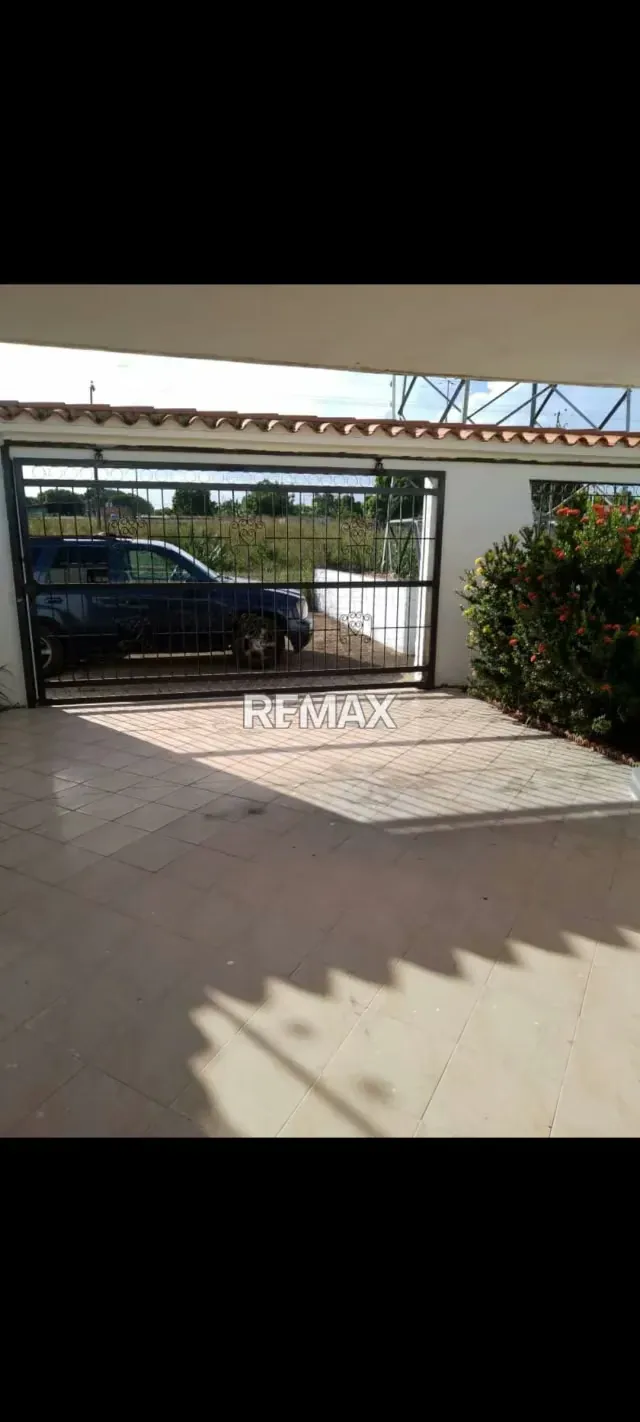 Vendo Casa Quinta en Av bella vista, Urb Reina Paulina - 12