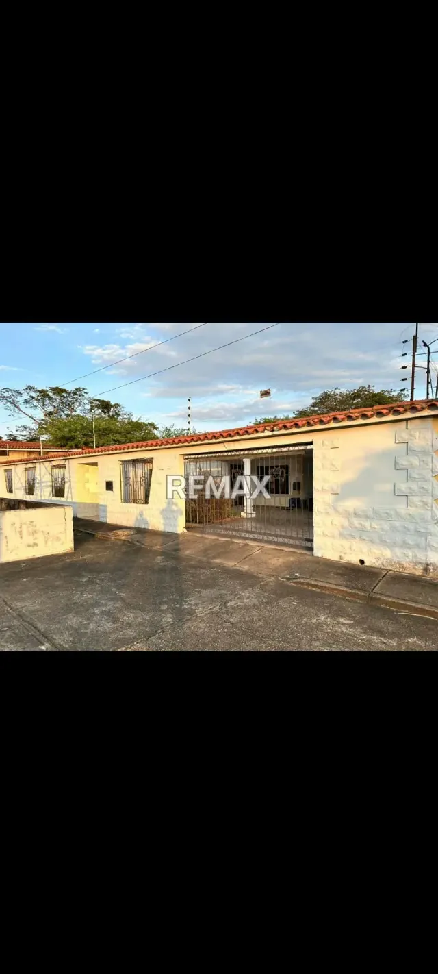 Vendo Casa Quinta en Av bella vista, Urb Reina Paulina - 6